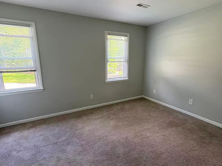 105 Chevis Dr #105 — Photo 6