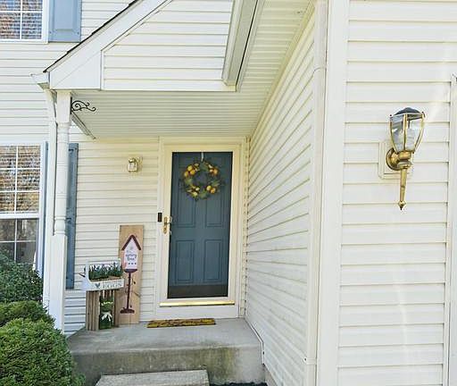 3rd image of 108 Marquis Dr