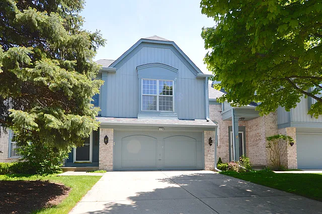 178 W Fox Hill Dr photo 1