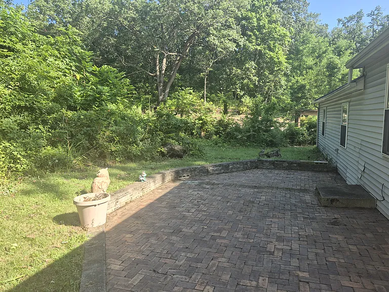 2502 Union St — Photo 14