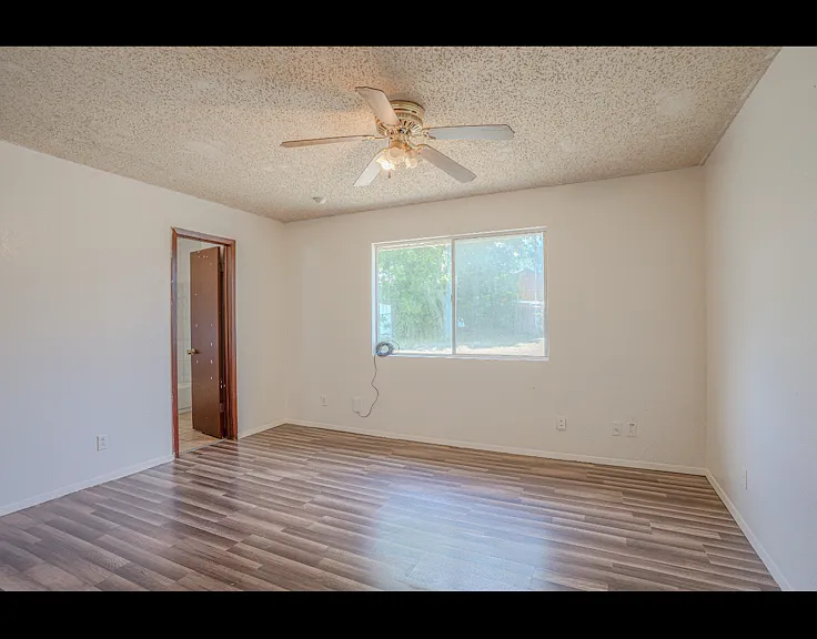 2007 Ruiz Dr — Photo 12