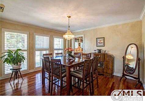 4th image of 6105 Pasatiempo Ave