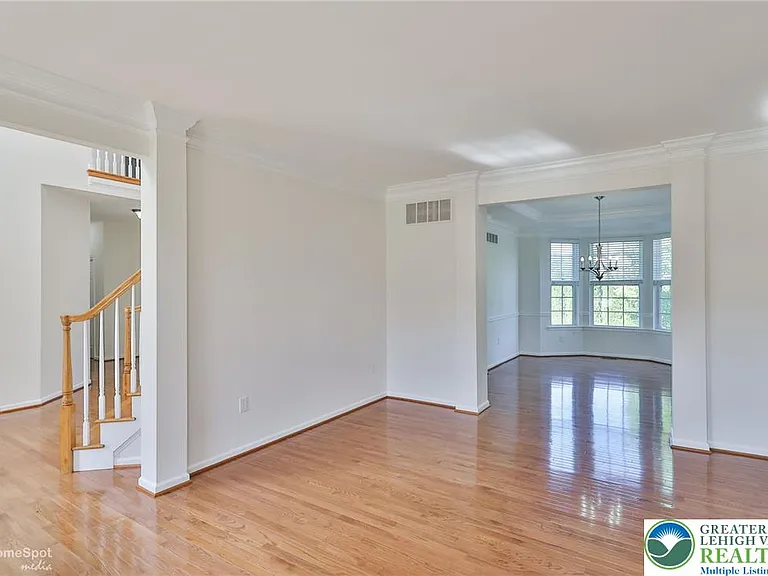 2784 Clark Pl — Photo 10