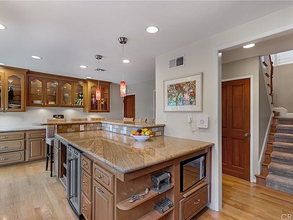 4th image of 4572 Ensenada Dr