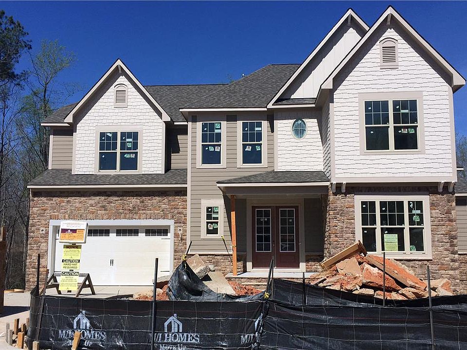 Located on 0215 in Woodcreek in Apex, NC