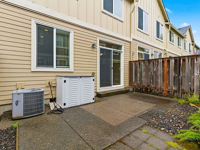 17208 SW Pleasanton Ln — Photo 30