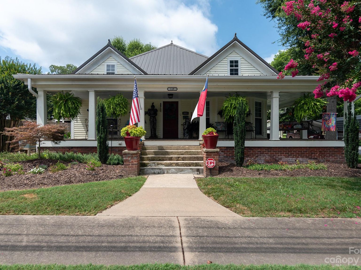 519 N Grove St, Lincolnton, NC 28092 Zillow