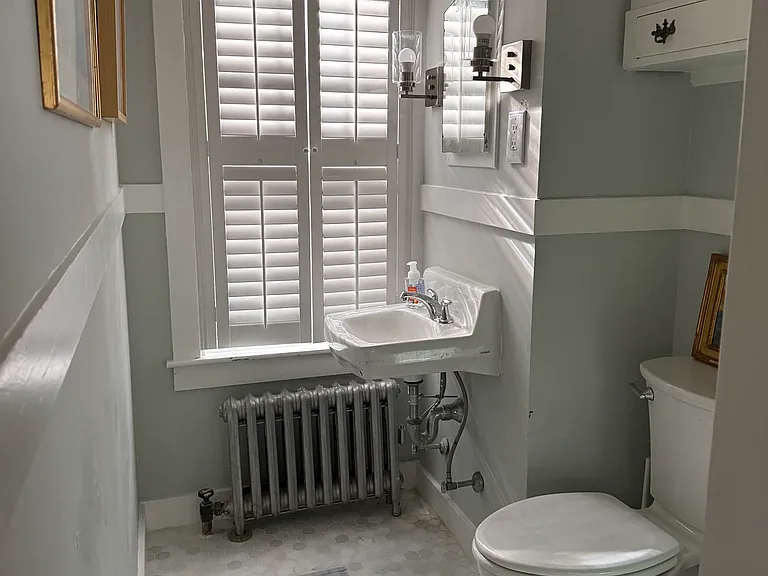 228 Medway St — Photo 8