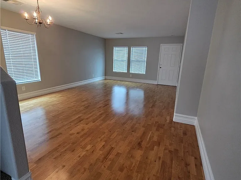 3149 Hartley Cove Ave — Photo 2