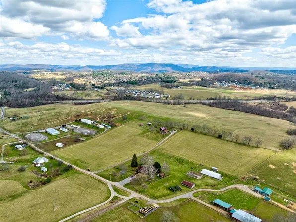 0 Farmingdale Ln, Blacksburg, VA 24060