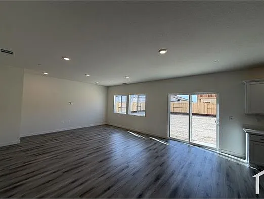 7980 Delta Haven St — Photo 31
