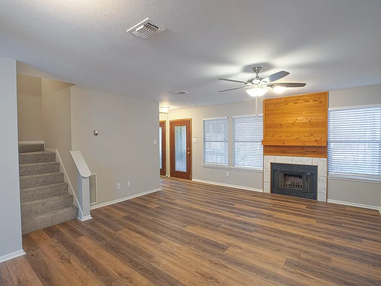 78 Cokeberry Ct — Photo 2