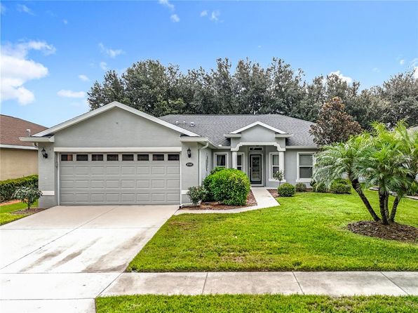 27327 Roanoke Dr