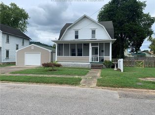 215 19th St, Dunbar, WV 25064