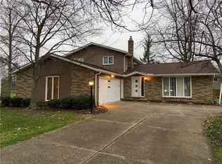 61 Vineyard Dr, Brunswick, OH 44212
