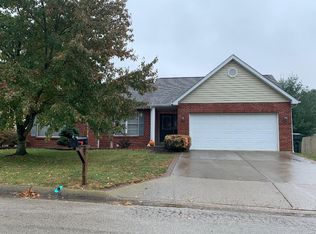 704 S Library St, Waterloo, IL 62298