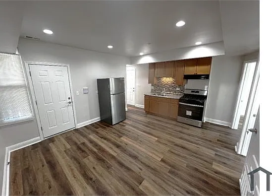 8617 S Ashland Ave #3D