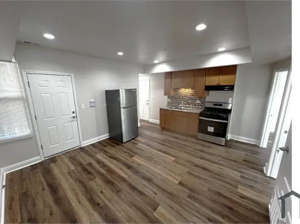 8617 S Ashland Ave #3D, Chicago, IL 60620