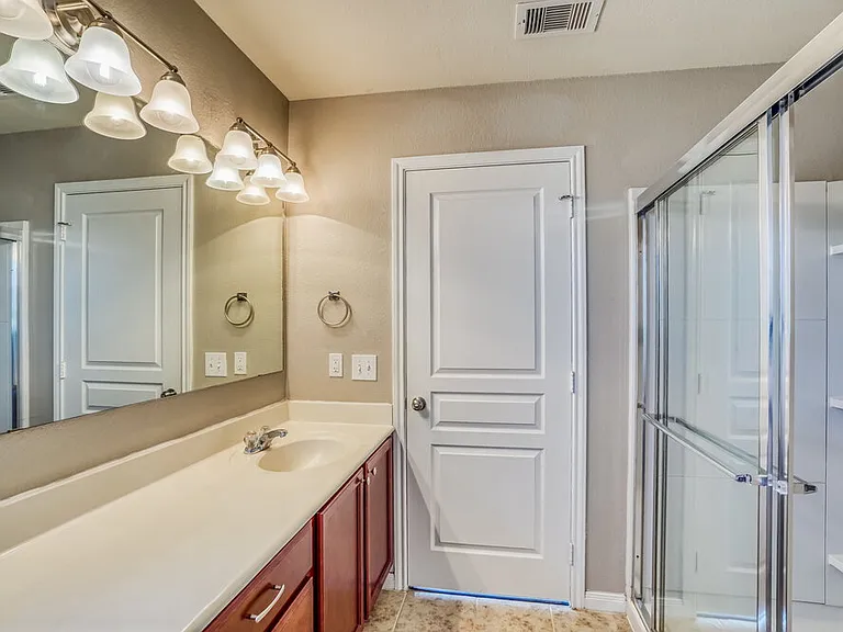 6450 Dayridge Ln — Photo 12