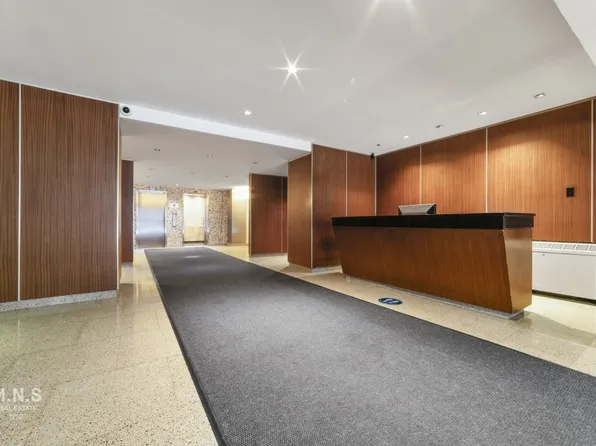 155 East 55th Street image 6 of 14