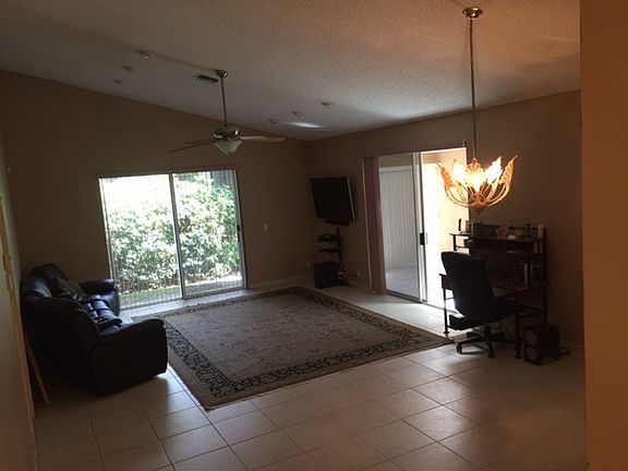 4th image of 7609 Forest Green Ln #1