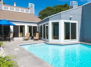 7 Sand Dunes Ct #7, Mashpee, MA 02649