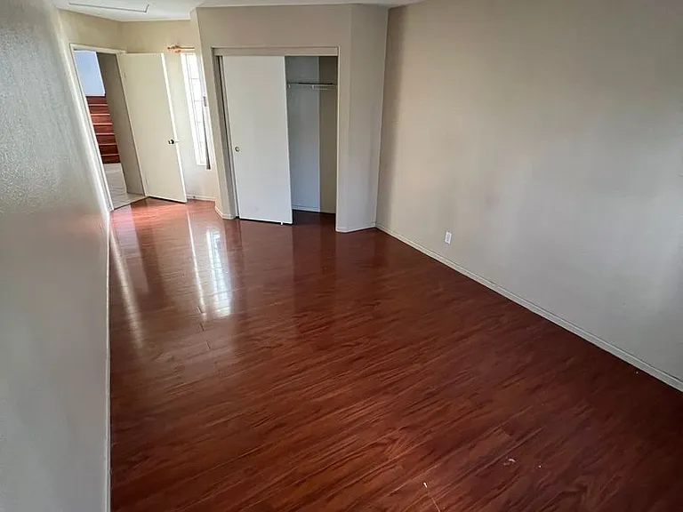 7834 Boxwood Ct — Photo 26