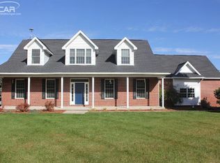 12325 Raelyn Hills Dr, Perry, MI 48872