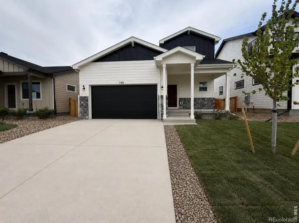 740 Ayrshire Rd, Johnstown, CO 80534