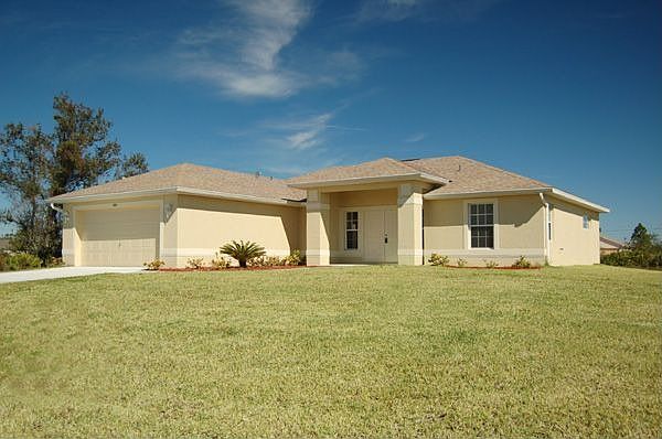 Oversized Corner Lot