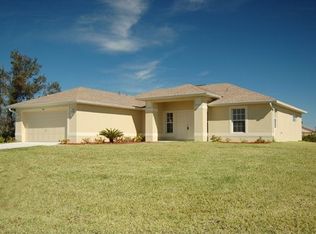 1000 Tena Ave N, Lehigh Acres, FL 33971
