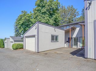 8736 NE Glisan St #8734, Portland, OR 97220