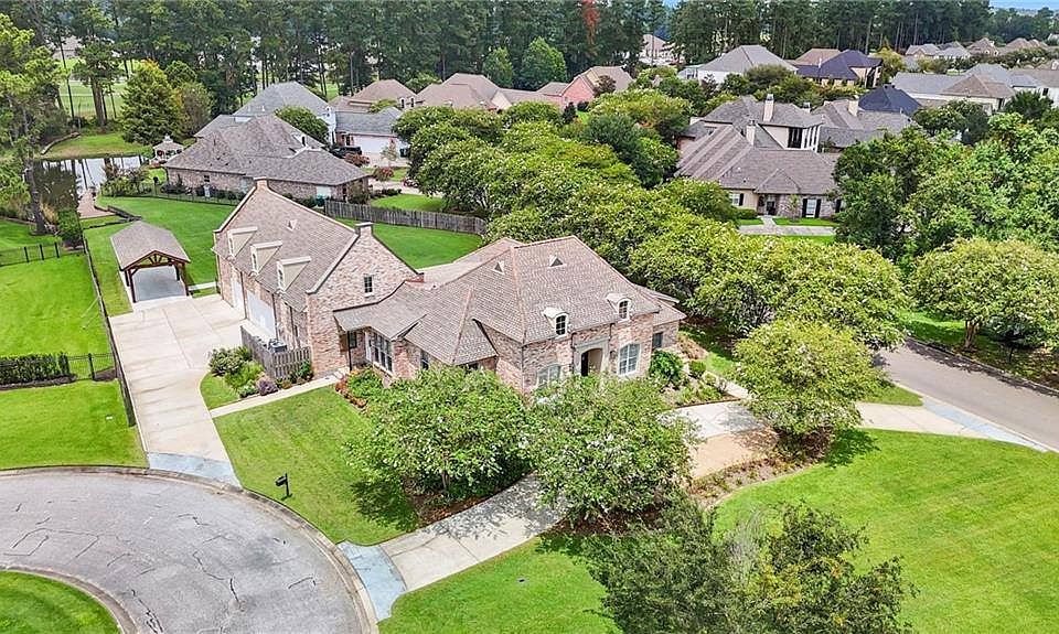 1st image of 9291 Pebble Beach Cir