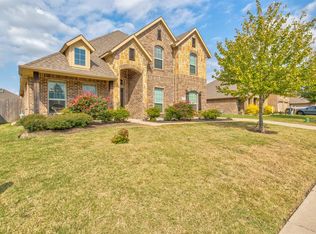 137 Parkside Rd, Forney, TX 75126