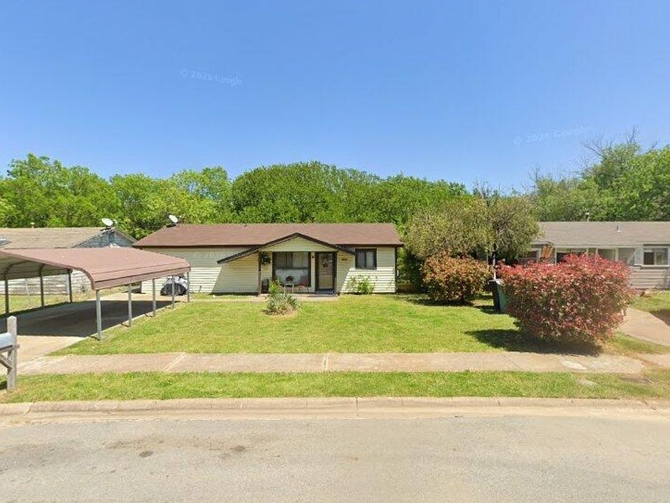 1st image of 2209 N Duke Dr