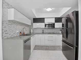 4310 Village Dr UNIT D, Delray Beach, FL 33445