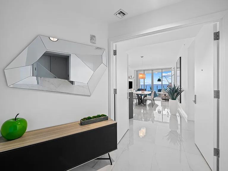 701 N Fort Lauderdale Beach Blvd #1003 — Photo 3
