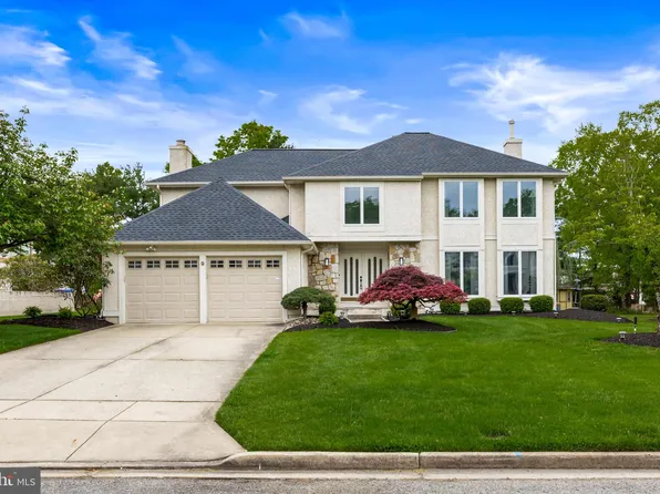 9 Fairhaven Ct, Cherry Hill, NJ 08003