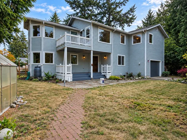 631 57th St, Port Townsend, WA 98368