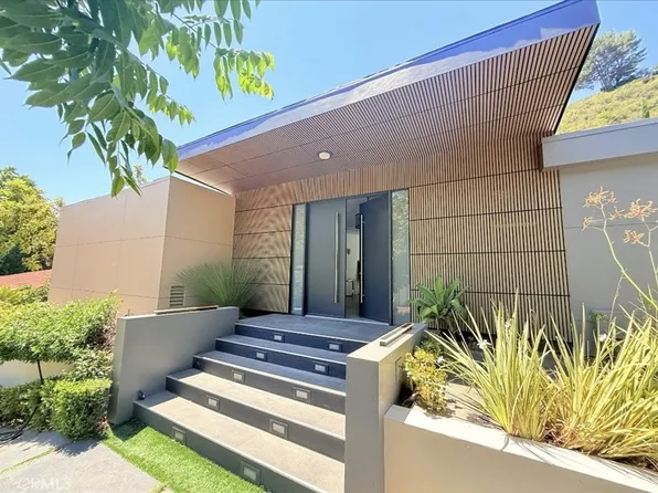 1801 Roscomare Rd, Los Angeles, CA 90077