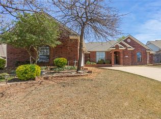 1400 Woodbury Cir, Edmond, OK 73034