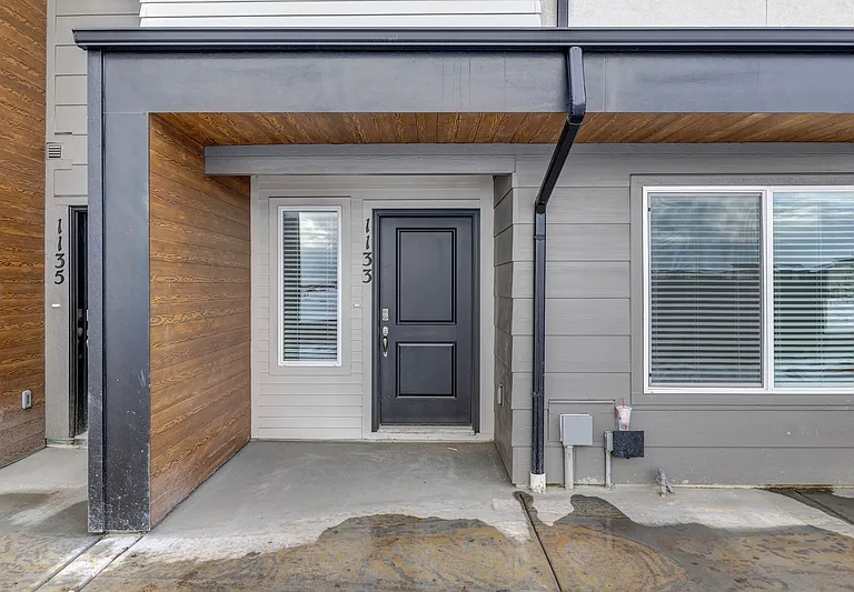 413 S 1110 W #MAIN FLOOR MASTER — Photo 2