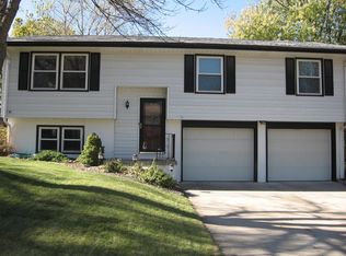5401 S 37th St, Lincoln, NE 68516
