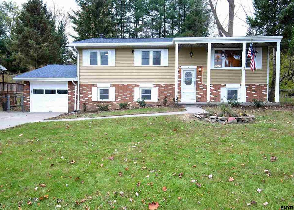 1st image of 19 Wendell Dr