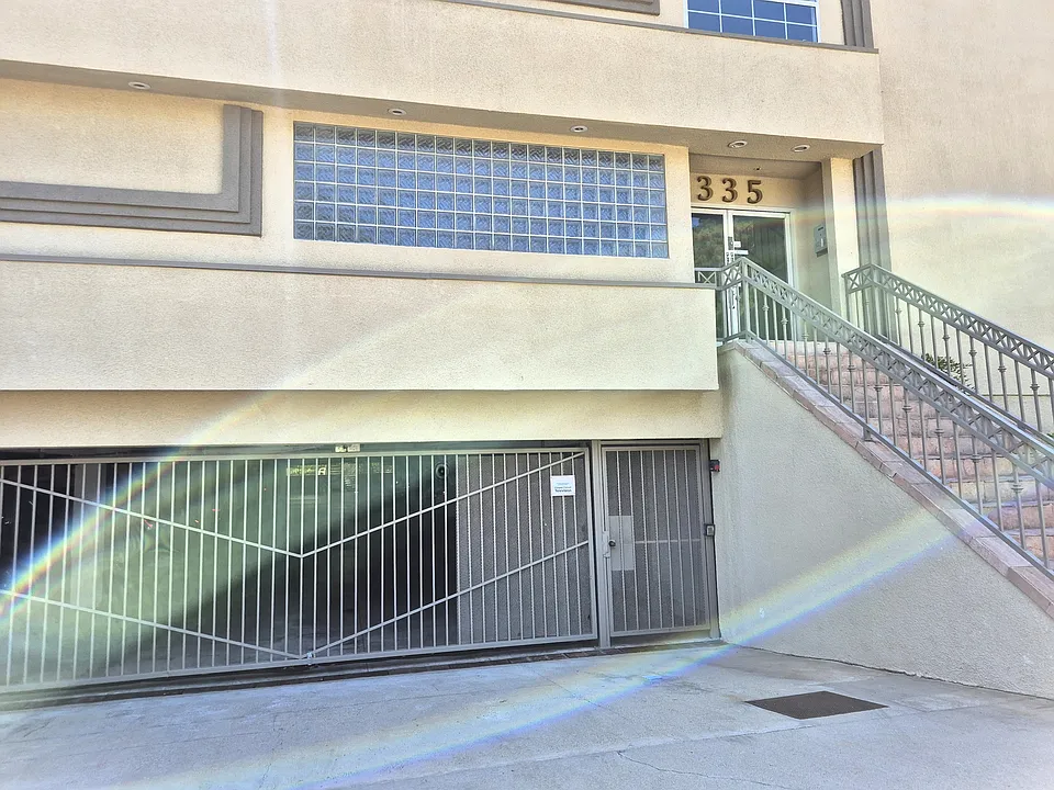 335 S Sierra Madre Blvd