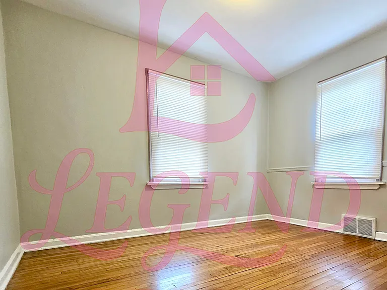 6214 Jefferson Ave — Photo 7