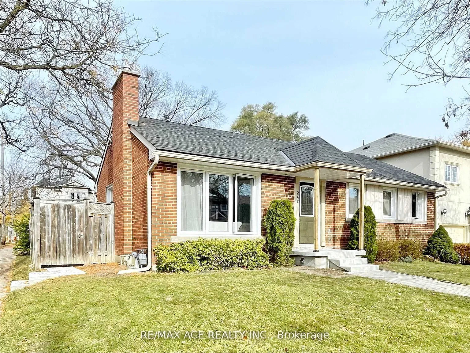 2 bed, $1,800 — Photo 1