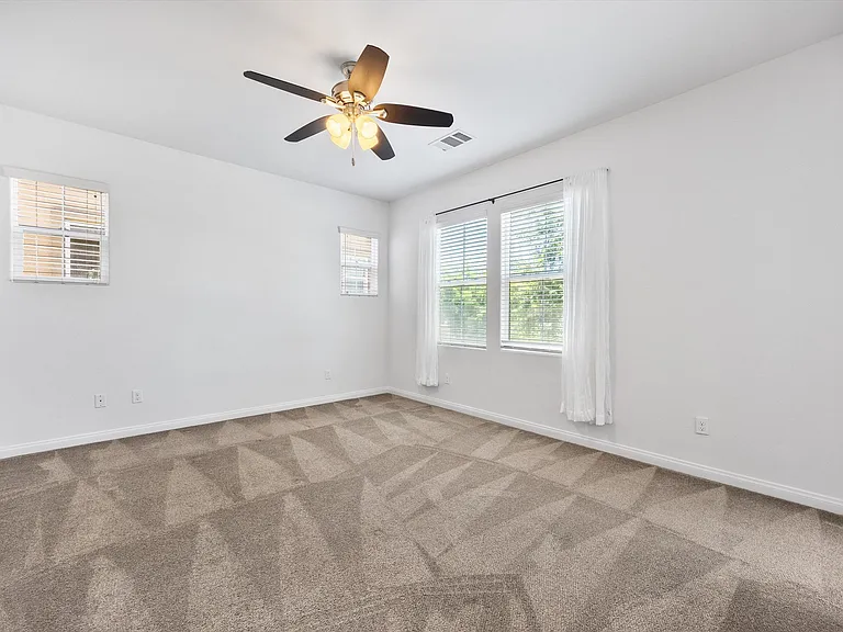 1922 Delacorte Dr #1922 — Photo 6