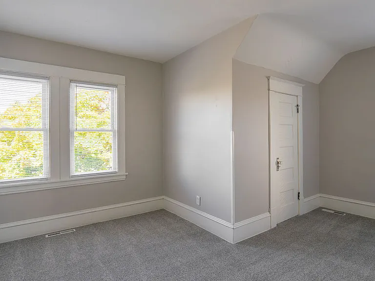 1606 Concordia Ave — Photo 29