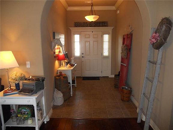 3rd image of 6405 S 49th St